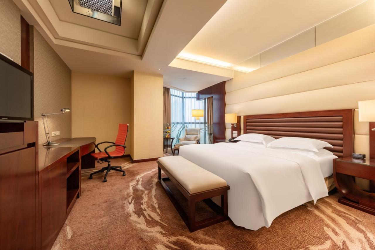 Crowne Plaza Foshan By Ihg - Canton Fair Free Shuttle Bus Kültér fotó