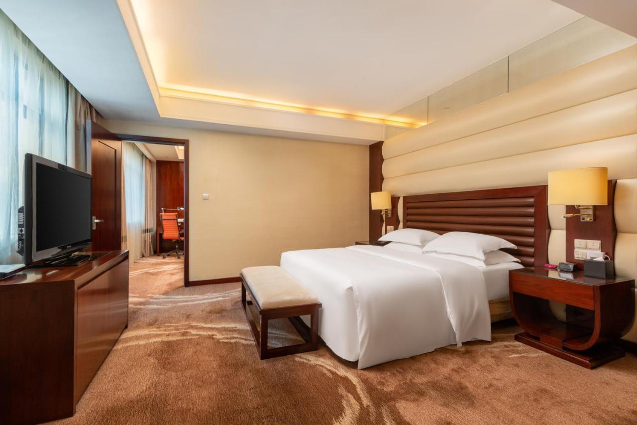 Crowne Plaza Foshan By Ihg - Canton Fair Free Shuttle Bus Kültér fotó